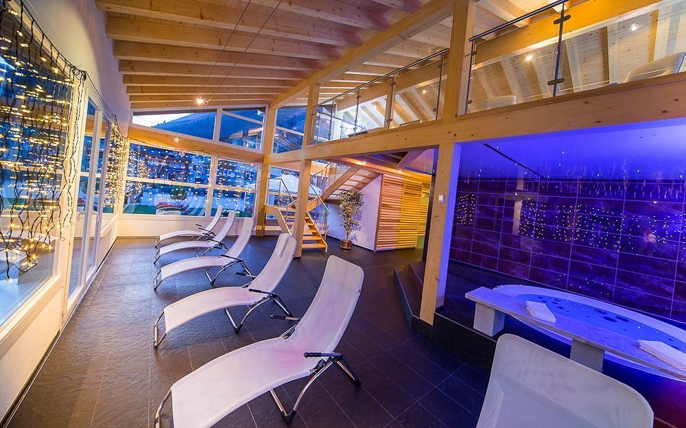 Wellness- Und Schneesporthotel Christiania Саас-Альмажель Екстер'єр фото