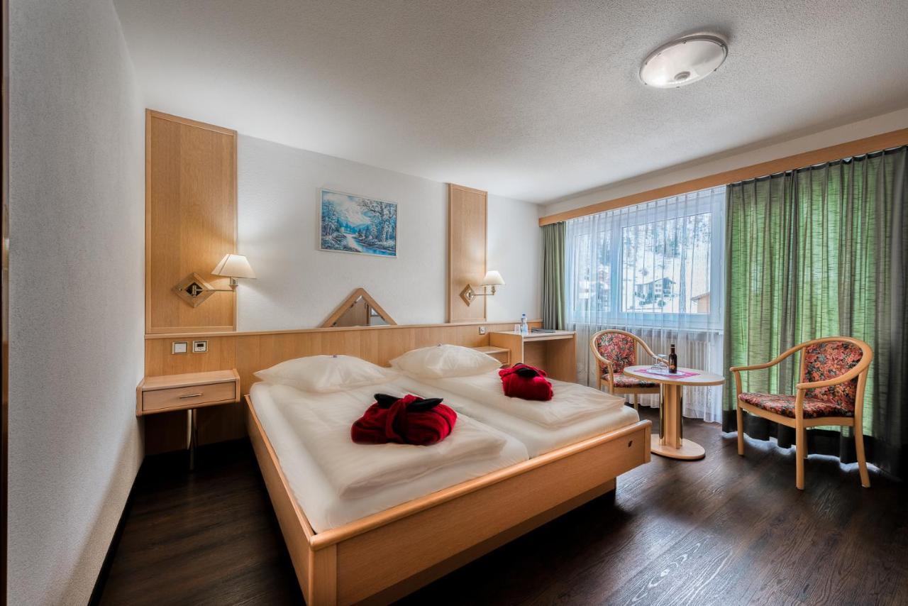 Wellness- Und Schneesporthotel Christiania Саас-Альмажель Екстер'єр фото